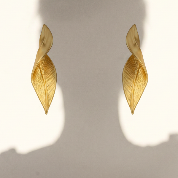 Amber Leaf
